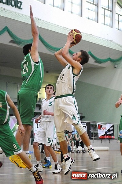 Zdjęcie w galerii na portalu naszraciborz.pl: Młodzi koszykarze RKK wygrywają na zakończenie sezonu wiadomości z regionu