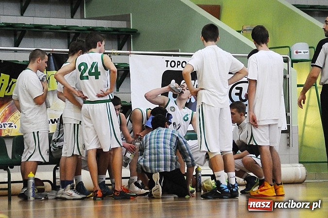 Zdjęcie w galerii na portalu naszraciborz.pl: Młodzi koszykarze RKK wygrywają na zakończenie sezonu wiadomości z regionu