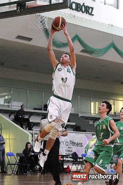 Zdjęcie w galerii na portalu naszraciborz.pl: Młodzi koszykarze RKK wygrywają na zakończenie sezonu wiadomości z regionu