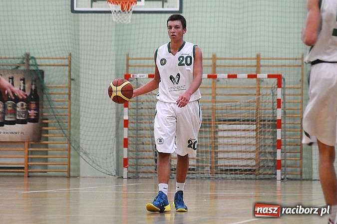 Zdjęcie w galerii na portalu naszraciborz.pl: Młodzi koszykarze RKK wygrywają na zakończenie sezonu wiadomości z regionu