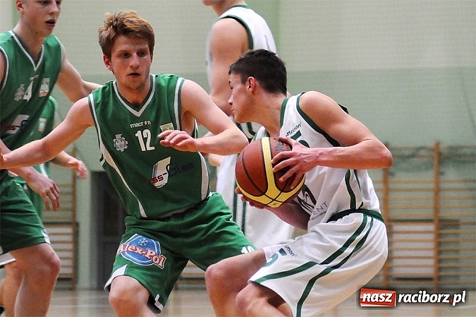 Zdjęcie w galerii na portalu naszraciborz.pl: Młodzi koszykarze RKK wygrywają na zakończenie sezonu wiadomości z regionu