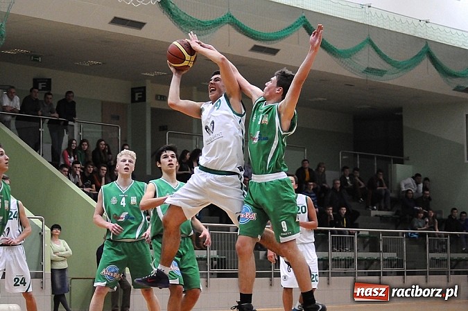 Zdjęcie w galerii na portalu naszraciborz.pl: Młodzi koszykarze RKK wygrywają na zakończenie sezonu wiadomości z regionu