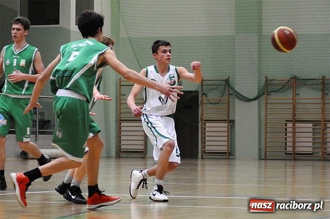 Zdjęcie w galerii na portalu naszraciborz.pl: Młodzi koszykarze RKK wygrywają na zakończenie sezonu wiadomości z regionu
