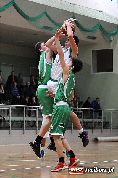 Zdjęcie w galerii na portalu naszraciborz.pl: Młodzi koszykarze RKK wygrywają na zakończenie sezonu wiadomości z regionu
