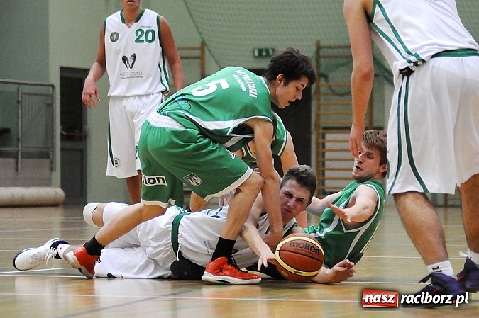 Zdjęcie w galerii na portalu naszraciborz.pl: Młodzi koszykarze RKK wygrywają na zakończenie sezonu wiadomości z regionu