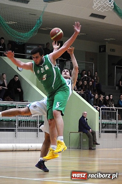 Zdjęcie w galerii na portalu naszraciborz.pl: Młodzi koszykarze RKK wygrywają na zakończenie sezonu wiadomości z regionu