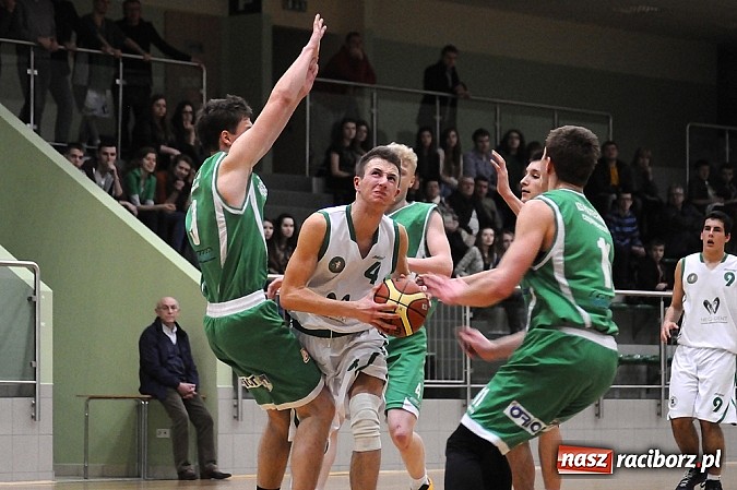 Zdjęcie w galerii na portalu naszraciborz.pl: Młodzi koszykarze RKK wygrywają na zakończenie sezonu wiadomości z regionu