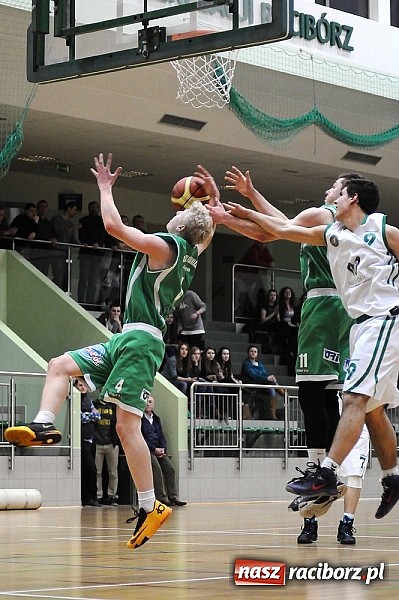 Zdjęcie w galerii na portalu naszraciborz.pl: Młodzi koszykarze RKK wygrywają na zakończenie sezonu wiadomości z regionu