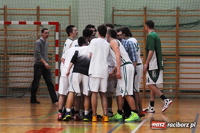 Zdjęcie w galerii na portalu naszraciborz.pl: Młodzi koszykarze RKK wygrywają na zakończenie sezonu wiadomości z regionu