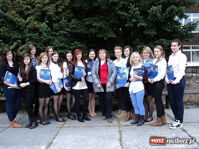 Zdjęcie w galerii na portalu naszraciborz.pl: Uczennice Ekonomika szkoliły się w Niemczech wiadomości z regionu