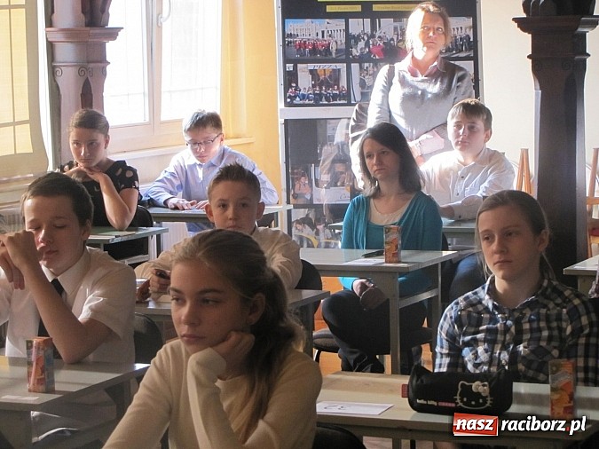 Zdjęcie w galerii na portalu naszraciborz.pl: Matematyka na 5! w Gimnazjum nr 5 wiadomości z regionu