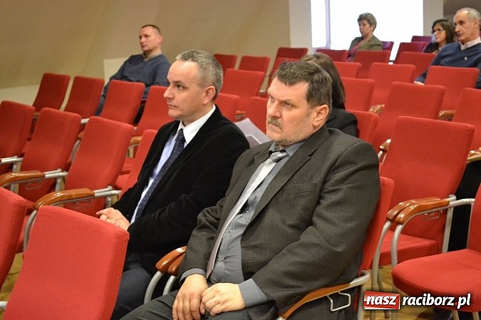 Zdjęcie w galerii na portalu naszraciborz.pl: Spotkanie związane z tworzeniem Powiatowej Strategii Rozwiązywania Problemów Społecznych  wiadomości z regionu
