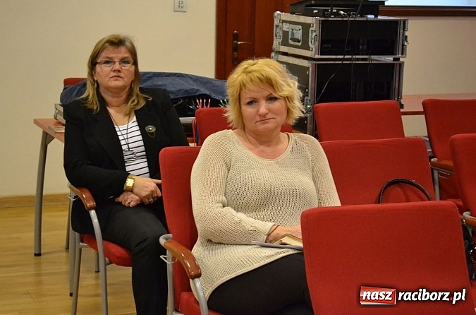 Zdjęcie w galerii na portalu naszraciborz.pl: Spotkanie związane z tworzeniem Powiatowej Strategii Rozwiązywania Problemów Społecznych  wiadomości z regionu