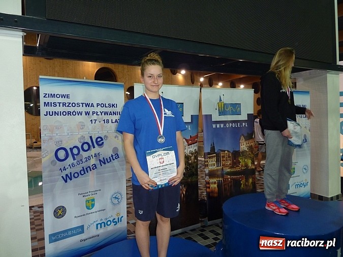Zdjęcie w galerii na portalu naszraciborz.pl: Pływanie. Na początek złoto, srebro i gratulacje miss wiadomości z regionu