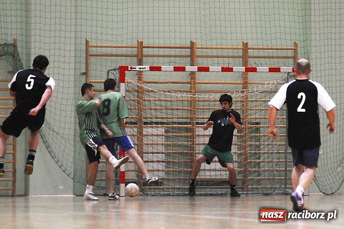 Zdjęcie w galerii na portalu naszraciborz.pl: Iras Team i Ćmy Barowe pokonują rywali wiadomości z regionu