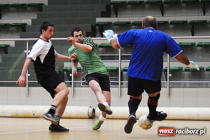 Zdjęcie w galerii na portalu naszraciborz.pl: Iras Team i Ćmy Barowe pokonują rywali wiadomości z regionu