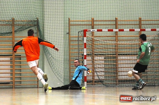 Zdjęcie w galerii na portalu naszraciborz.pl: Iras Team i Ćmy Barowe pokonują rywali wiadomości z regionu