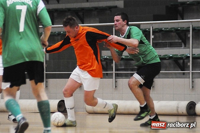 Zdjęcie w galerii na portalu naszraciborz.pl: Iras Team i Ćmy Barowe pokonują rywali wiadomości z regionu