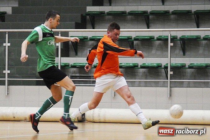 Zdjęcie w galerii na portalu naszraciborz.pl: Iras Team i Ćmy Barowe pokonują rywali wiadomości z regionu