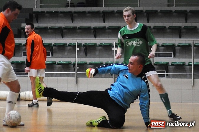 Zdjęcie w galerii na portalu naszraciborz.pl: Iras Team i Ćmy Barowe pokonują rywali wiadomości z regionu