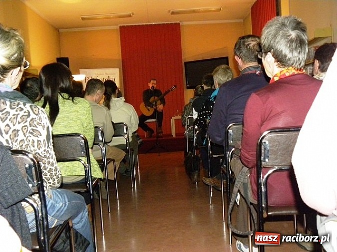 Zdjęcie w galerii na portalu naszraciborz.pl: Pamiętajmy o Jacku Kaczmarskim wiadomości z regionu