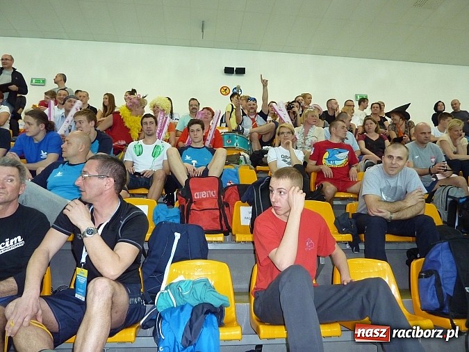 Zdjęcie w galerii na portalu naszraciborz.pl: Pływanie. Fantastyczne dziewczyny z SMS-u  wiadomości z regionu