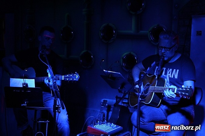 Zdjęcie w galerii na portalu naszraciborz.pl: Koncert Artura Gadowskiego w After Dark wiadomości z regionu