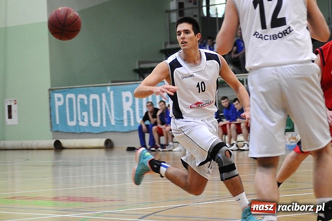 Zdjęcie w galerii na portalu naszraciborz.pl: Ofensywa zakończyła sezon porażką wiadomości z regionu