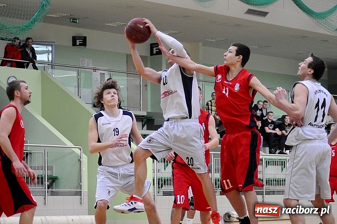 Zdjęcie w galerii na portalu naszraciborz.pl: Ofensywa zakończyła sezon porażką wiadomości z regionu