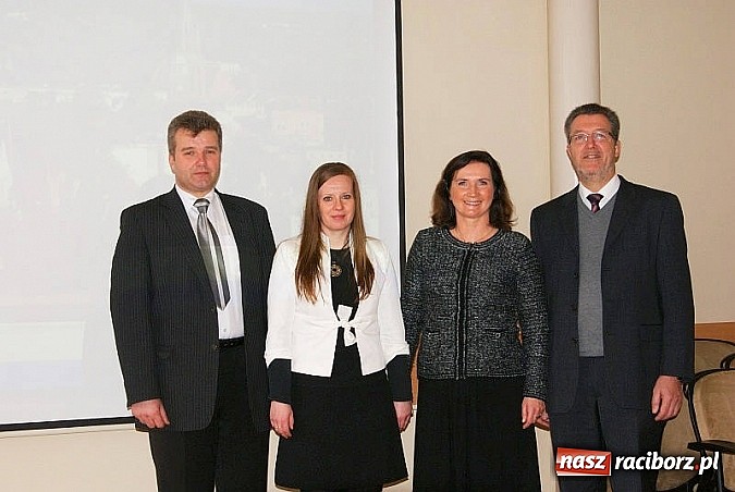 Zdjęcie w galerii na portalu naszraciborz.pl: Dekada współpracy G 2 i Gesamtschule Leverkusen Schlebusch wiadomości z regionu