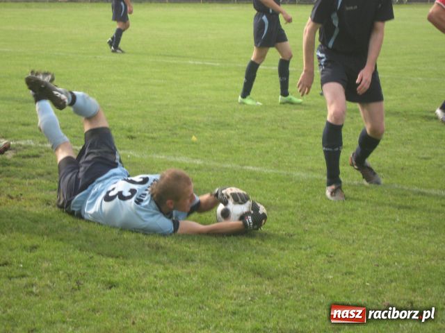 Zdjęcie w galerii na portalu naszraciborz.pl: Rafako-Górki: Ręka Depty zburzyła czerwony mur wiadomości z regionu