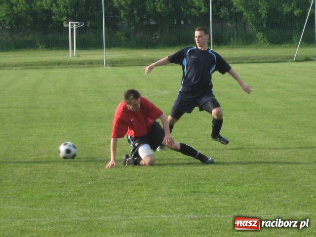 Zdjęcie w galerii na portalu naszraciborz.pl: Rafako-Górki: Ręka Depty zburzyła czerwony mur wiadomości z regionu