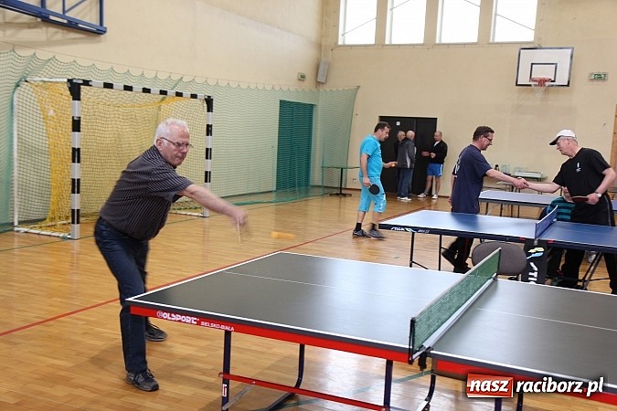 Zdjęcie w galerii na portalu naszraciborz.pl: Kornowac: Turniej tenisa stołowego dla oldbojów wiadomości z regionu