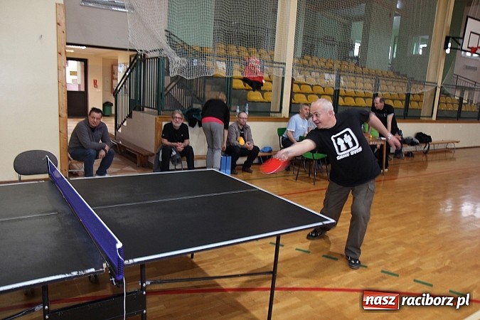 Zdjęcie w galerii na portalu naszraciborz.pl: Kornowac: Turniej tenisa stołowego dla oldbojów wiadomości z regionu
