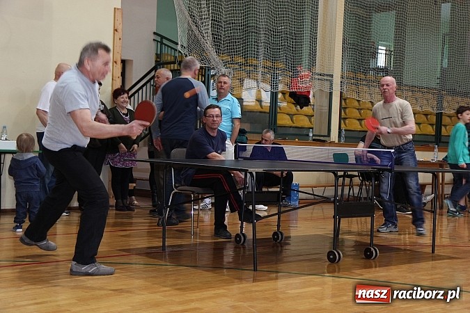 Zdjęcie w galerii na portalu naszraciborz.pl: Kornowac: Turniej tenisa stołowego dla oldbojów wiadomości z regionu