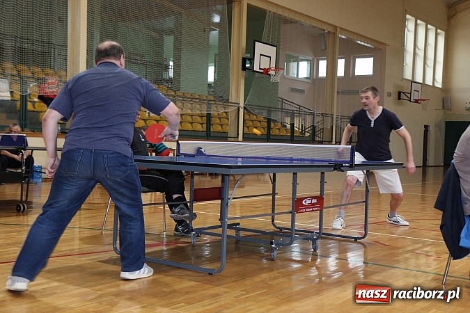 Zdjęcie w galerii na portalu naszraciborz.pl: Kornowac: Turniej tenisa stołowego dla oldbojów wiadomości z regionu