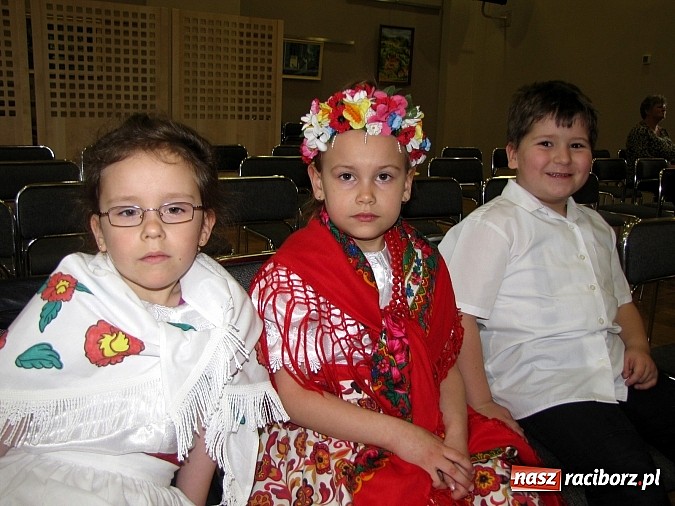 Zdjęcie w galerii na portalu naszraciborz.pl: Śląska godka po raz 7. na przeglądzie w Tworkowie wiadomości z regionu