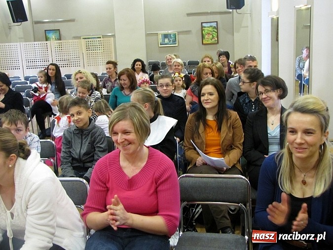 Zdjęcie w galerii na portalu naszraciborz.pl: Śląska godka po raz 7. na przeglądzie w Tworkowie wiadomości z regionu