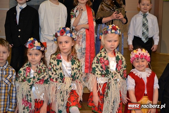 Zdjęcie w galerii na portalu naszraciborz.pl: Śląska godka po raz 7. na przeglądzie w Tworkowie wiadomości z regionu