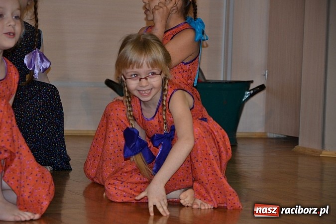 Zdjęcie w galerii na portalu naszraciborz.pl: Śląska godka po raz 7. na przeglądzie w Tworkowie wiadomości z regionu