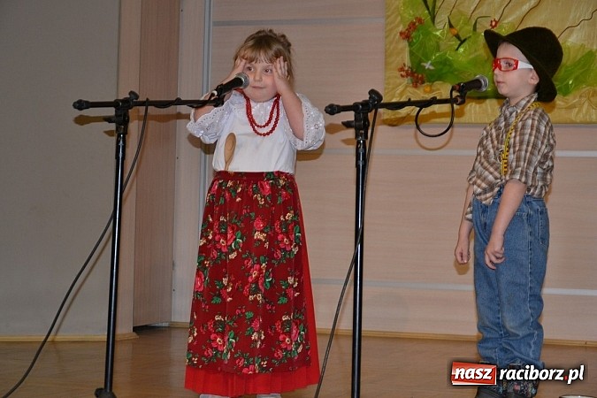 Zdjęcie w galerii na portalu naszraciborz.pl: Śląska godka po raz 7. na przeglądzie w Tworkowie wiadomości z regionu