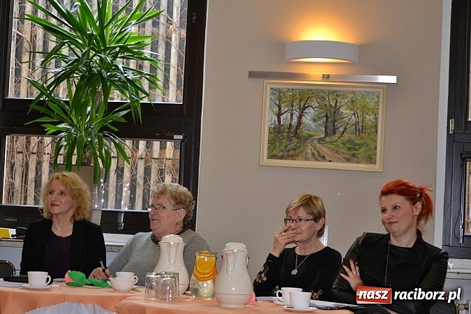 Zdjęcie w galerii na portalu naszraciborz.pl: Śląska godka po raz 7. na przeglądzie w Tworkowie wiadomości z regionu