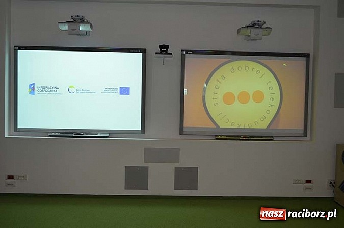 Zdjęcie w galerii na portalu naszraciborz.pl: Otwarcie budynku pasywnego w Katowicach wiadomości z regionu