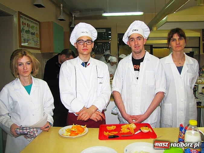 Zdjęcie w galerii na portalu naszraciborz.pl: Smaki Wielkanocy w Zespole Szkół Zawodowych wiadomości z regionu