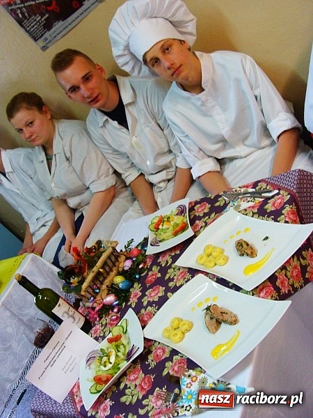 Zdjęcie w galerii na portalu naszraciborz.pl: Smaki Wielkanocy w Zespole Szkół Zawodowych wiadomości z regionu
