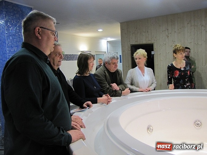 Zdjęcie w galerii na portalu naszraciborz.pl: Radni zwiedzili H2Ostróg i debatowali o ulgach dla seniorów  wiadomości z regionu