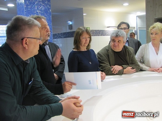 Zdjęcie w galerii na portalu naszraciborz.pl: Radni zwiedzili H2Ostróg i debatowali o ulgach dla seniorów  wiadomości z regionu