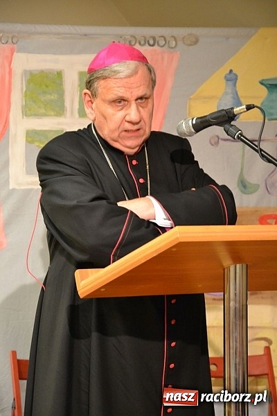 Zdjęcie w galerii na portalu naszraciborz.pl: Działalność abp. Józefa Gawliny - ordynariusz gliwicki z wykładem na zamku wiadomości z regionu