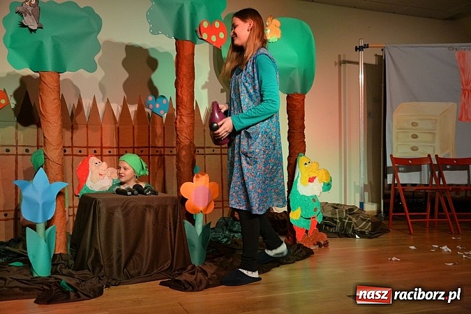 Zdjęcie w galerii na portalu naszraciborz.pl: Działalność abp. Józefa Gawliny - ordynariusz gliwicki z wykładem na zamku wiadomości z regionu