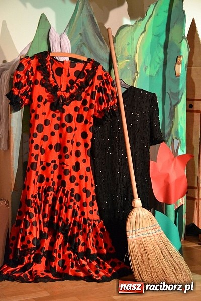 Zdjęcie w galerii na portalu naszraciborz.pl: Działalność abp. Józefa Gawliny - ordynariusz gliwicki z wykładem na zamku wiadomości z regionu